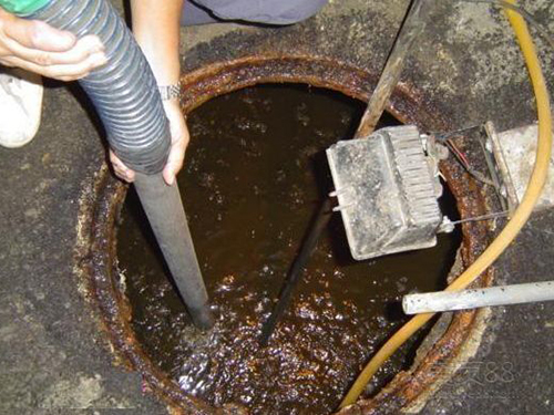 王五镇隔油池清理