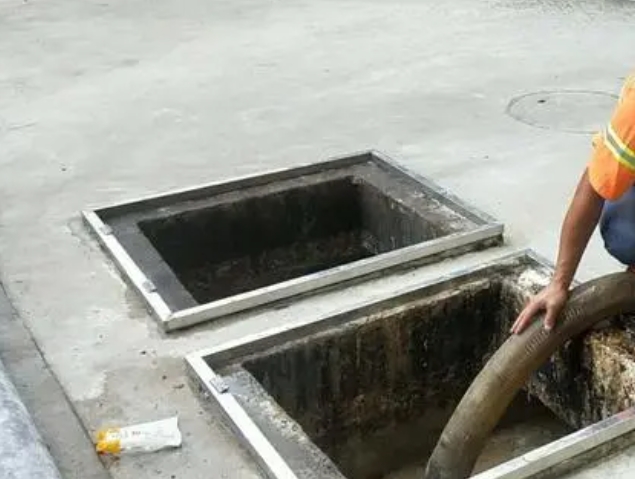 王五镇化粪池清理